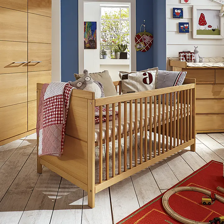 Babykamer gemaakt van massief hout - en schadelijke stoffen | allnatura Nederland